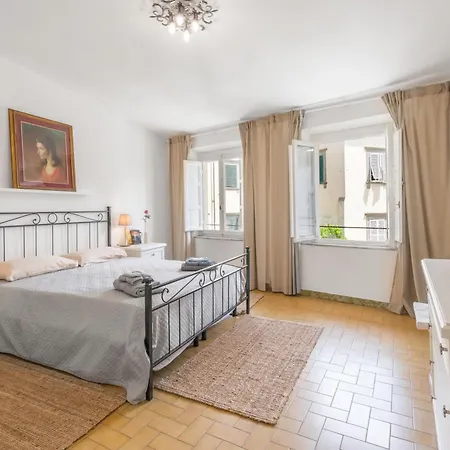 Old Town Apartman